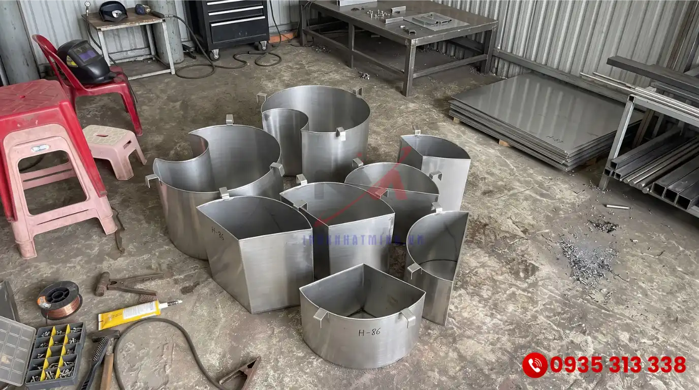 Phụ kiện hộc chia 2 ngăn 3 ngăn nồi nấu phở điện