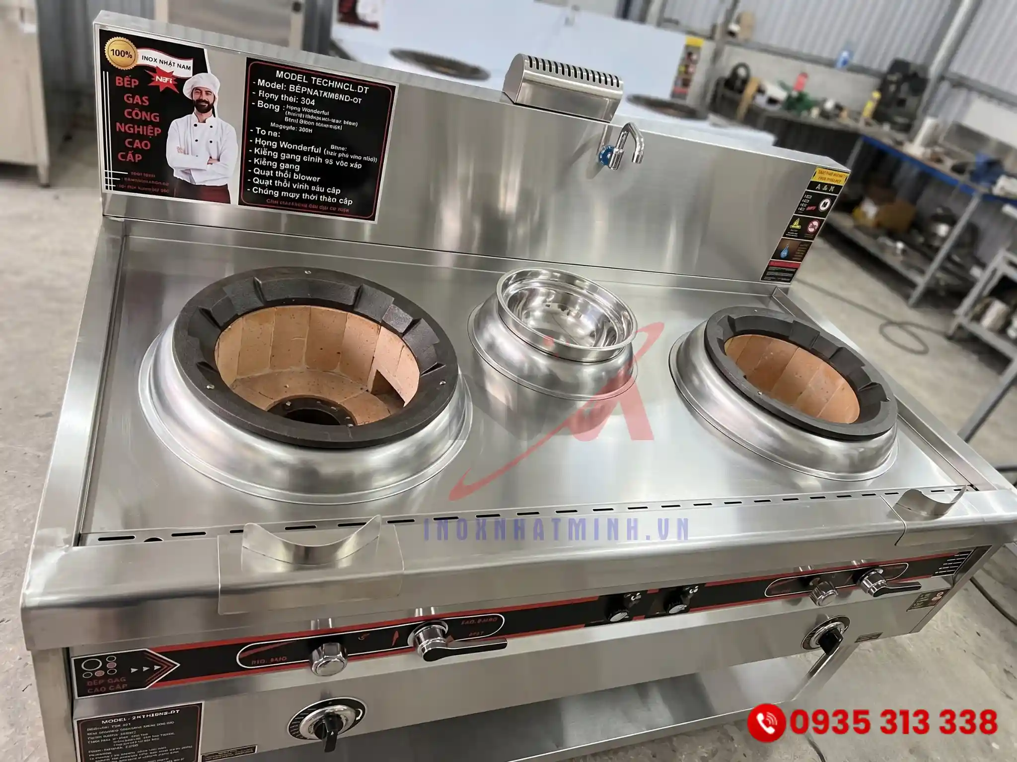 Bếp á 2 họng 1 bầu nước có quạt thổi gia công từ Inox 304 chống rỉ sét