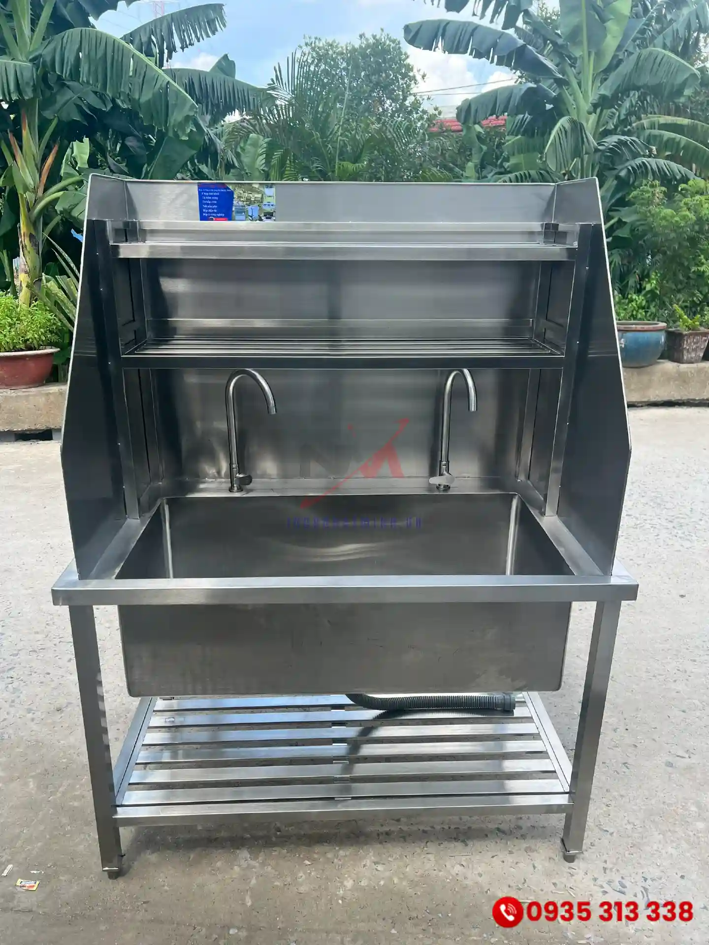 Chậu rửa công nghiệp inox có cánh che