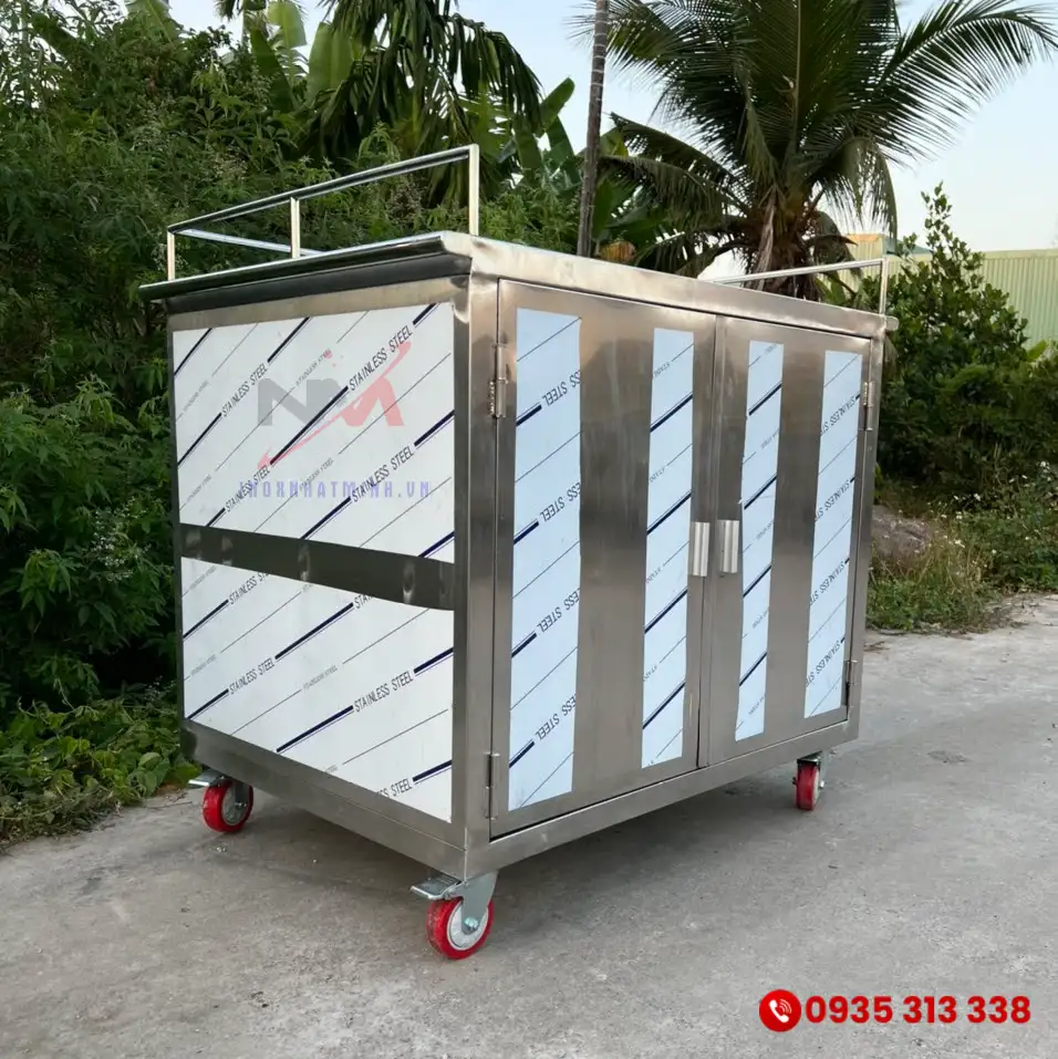 Tủ bếp inox có cửa