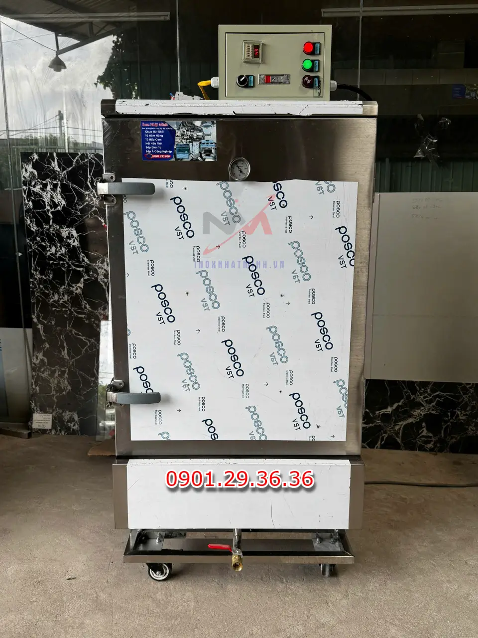 Tủ nấu cơm công nghiệp 6 khay nấu cơm nhanh chóng giữ hương vị.