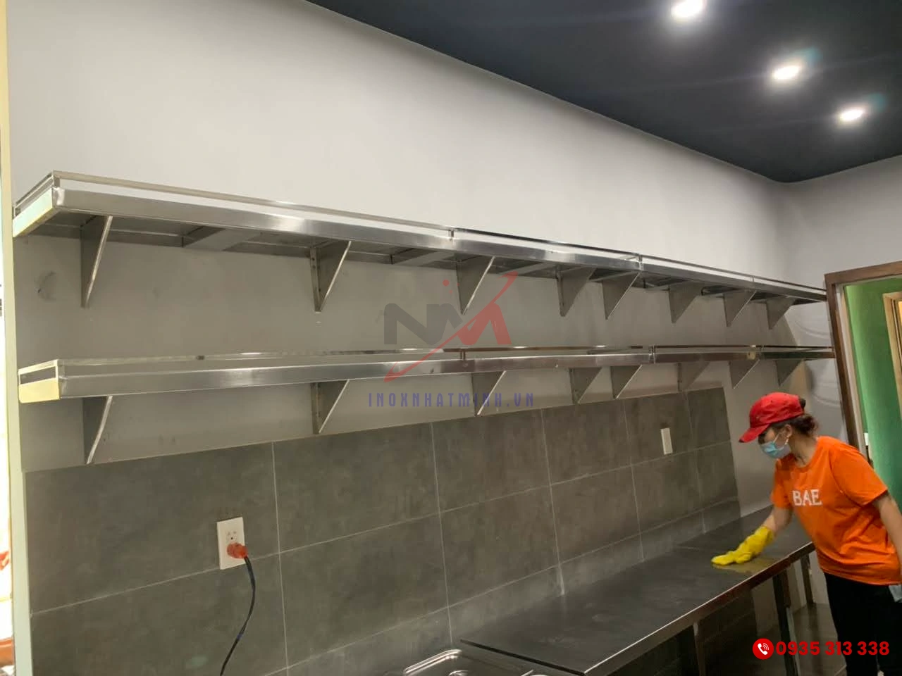 Kệ inox treo tường 2 tầng phẳng