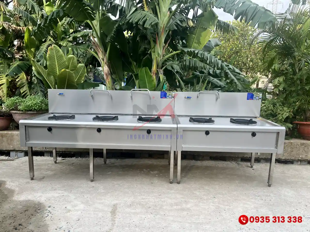 Bếp Á công nghiệp mẫu 2 họng, 3 họng
