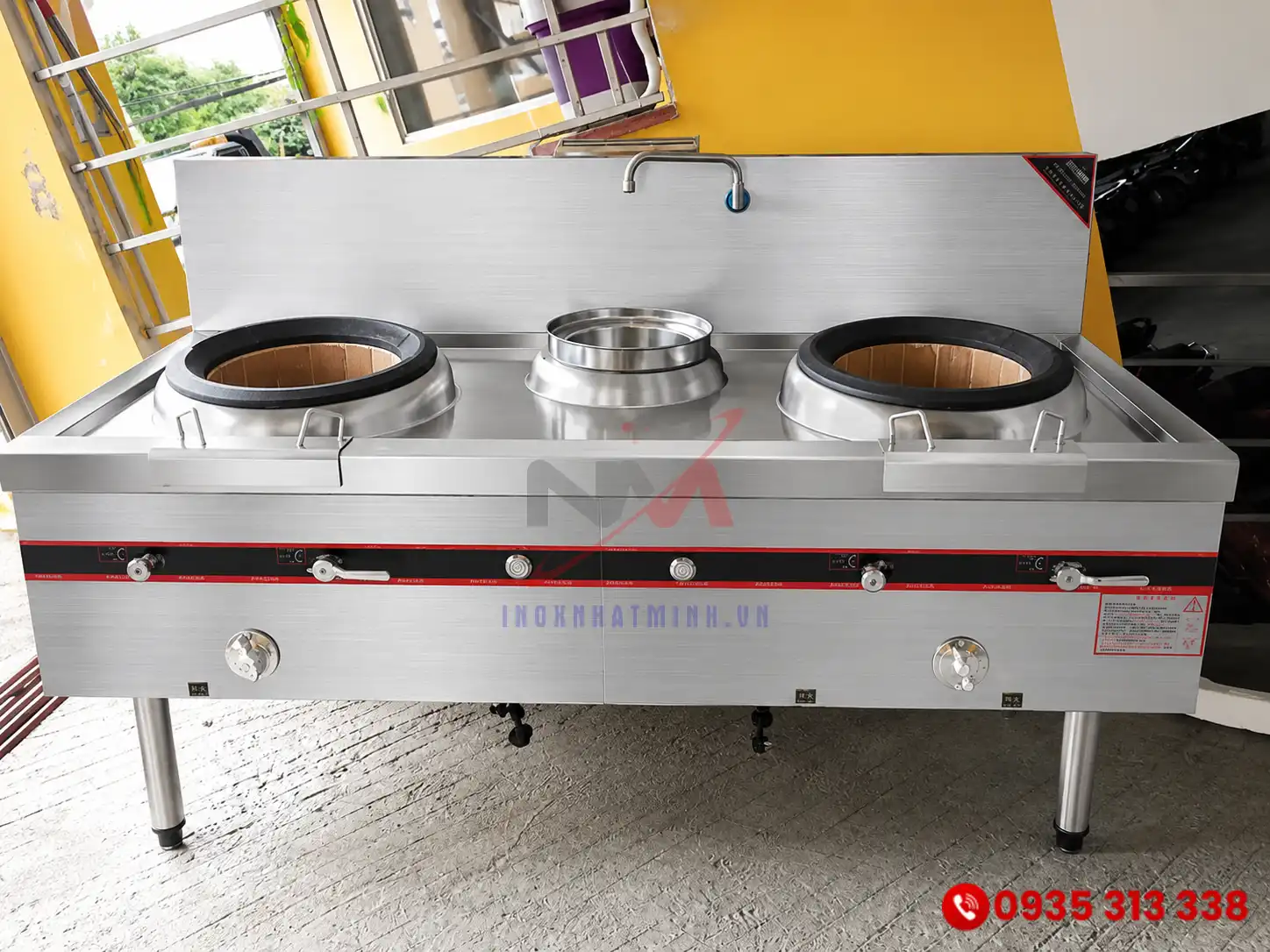 Bếp Á công nghiệp quạt thổi tăng áp