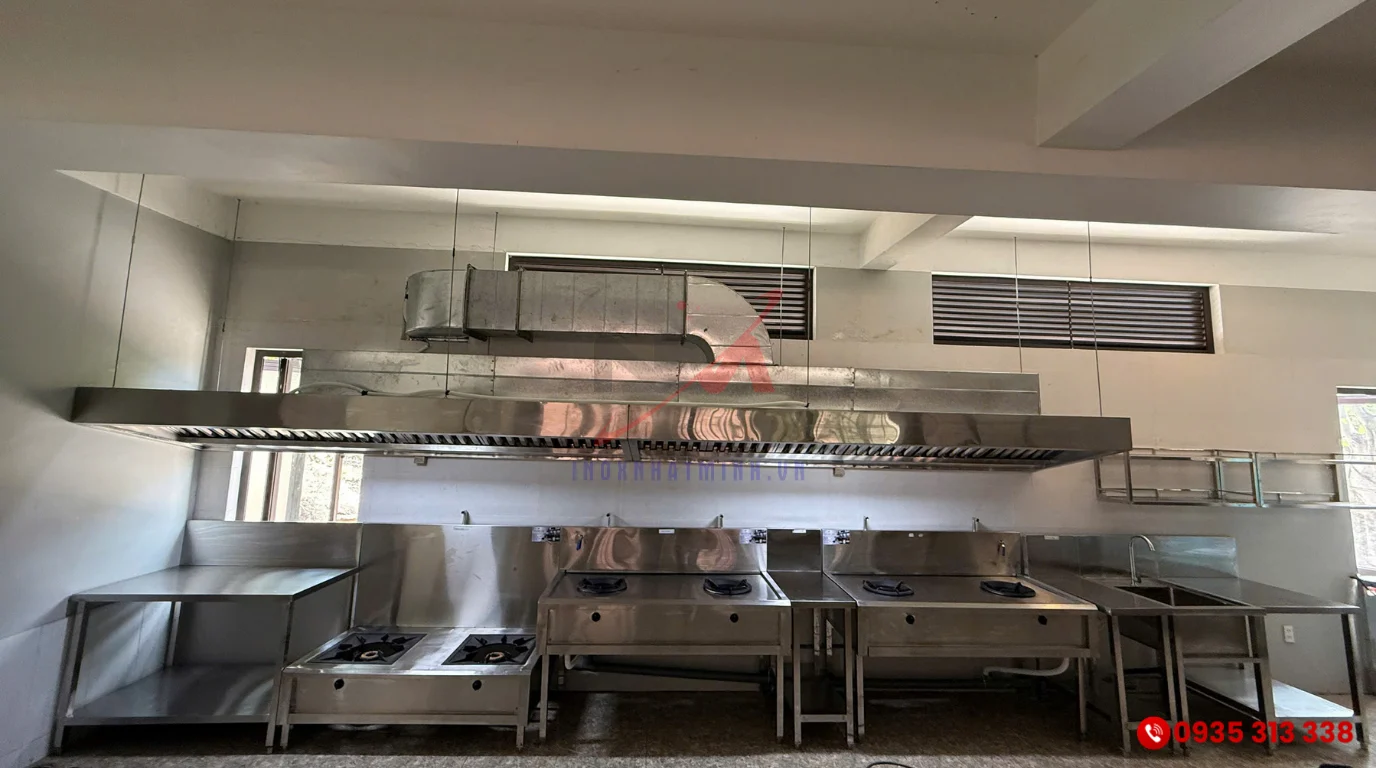 Bếp Á công nghiệp và thiết bị bếp công nghiệp khác