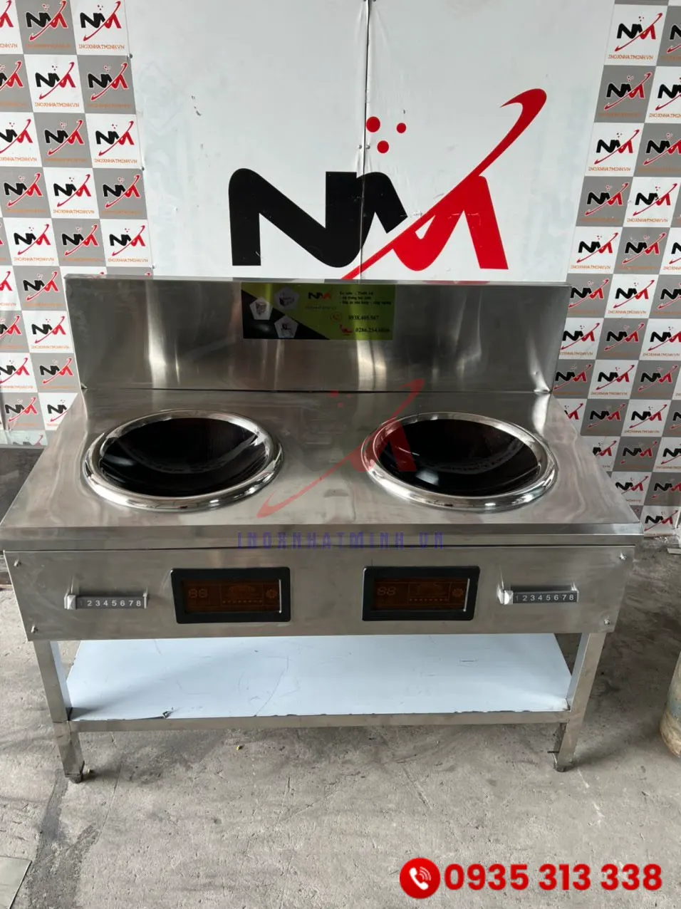 Bếp từ công nghiệp mặt lõm Inox Nhật Minh