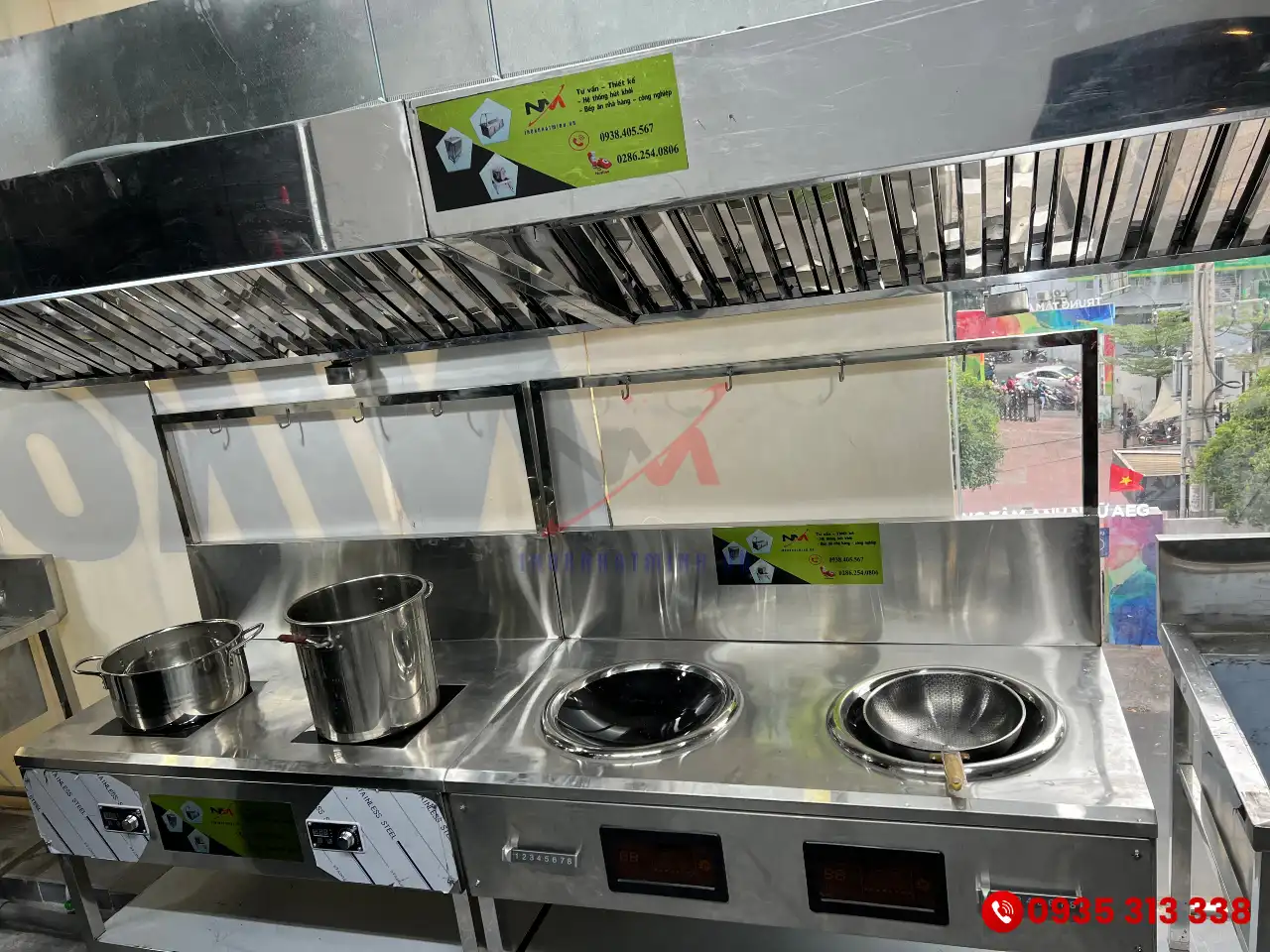 Lắp đặt thiết bị bếp từ nhà hàng