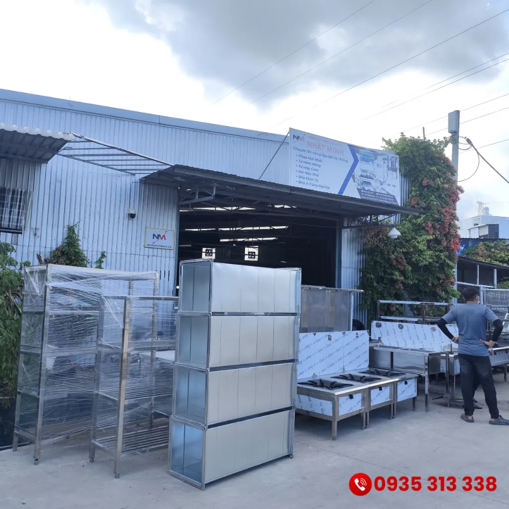 Năng lực gia công và cung cấp thiết bị bếp công nghiệp tại xưởng sản xuất Inox Nhật Minh
