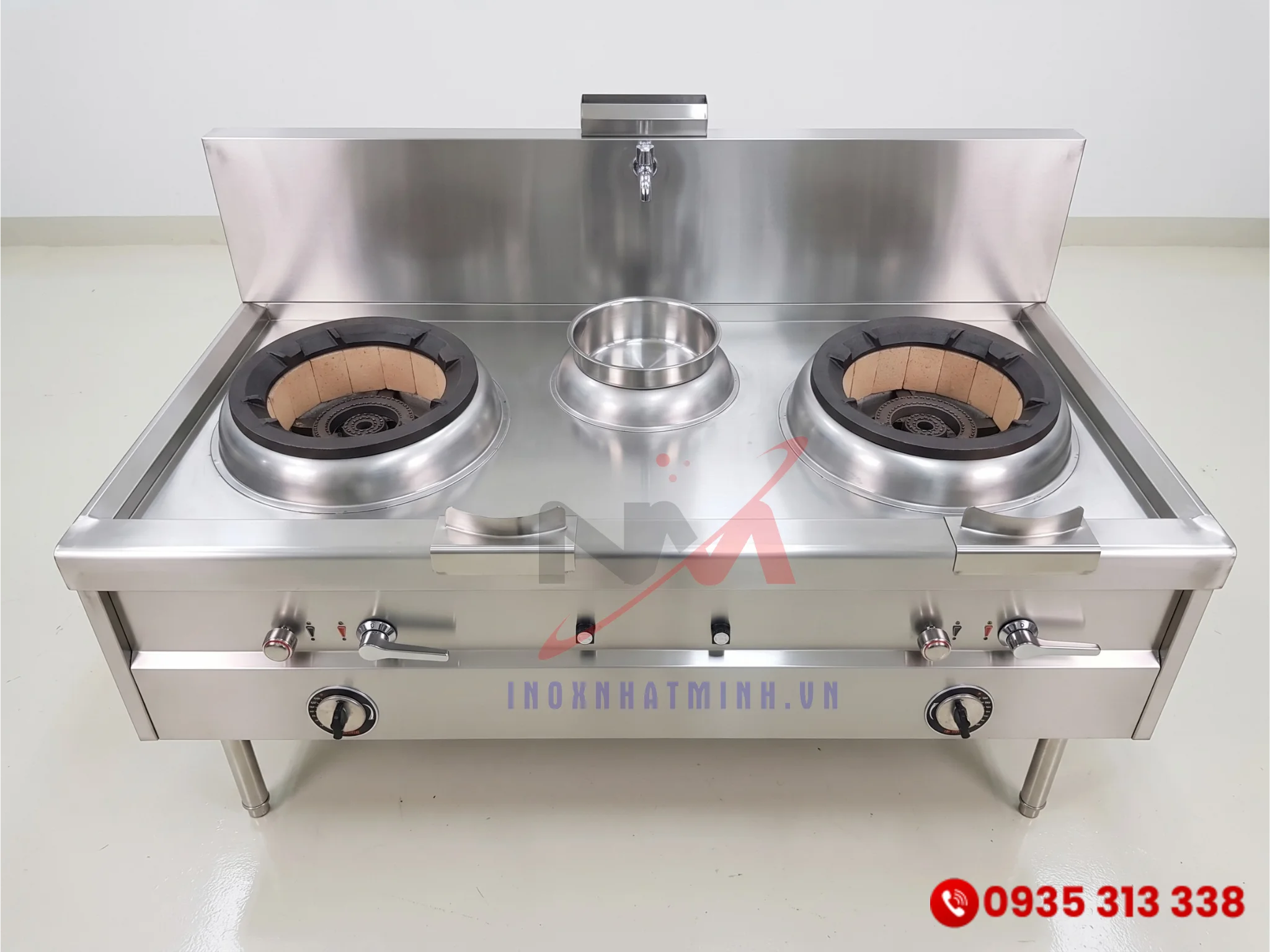 Nhận báo giá bếp á công nghiệp 2 họng kết hợp bầu nước tiện lợi